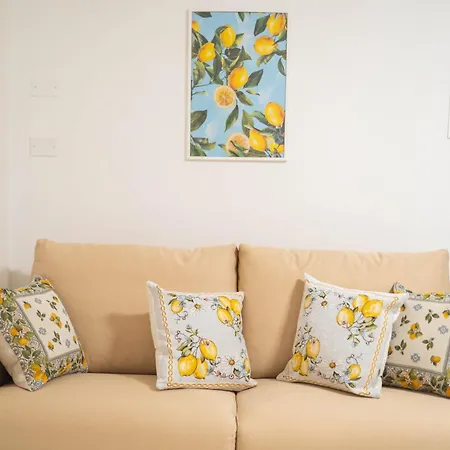 Casa Midea Apartment *